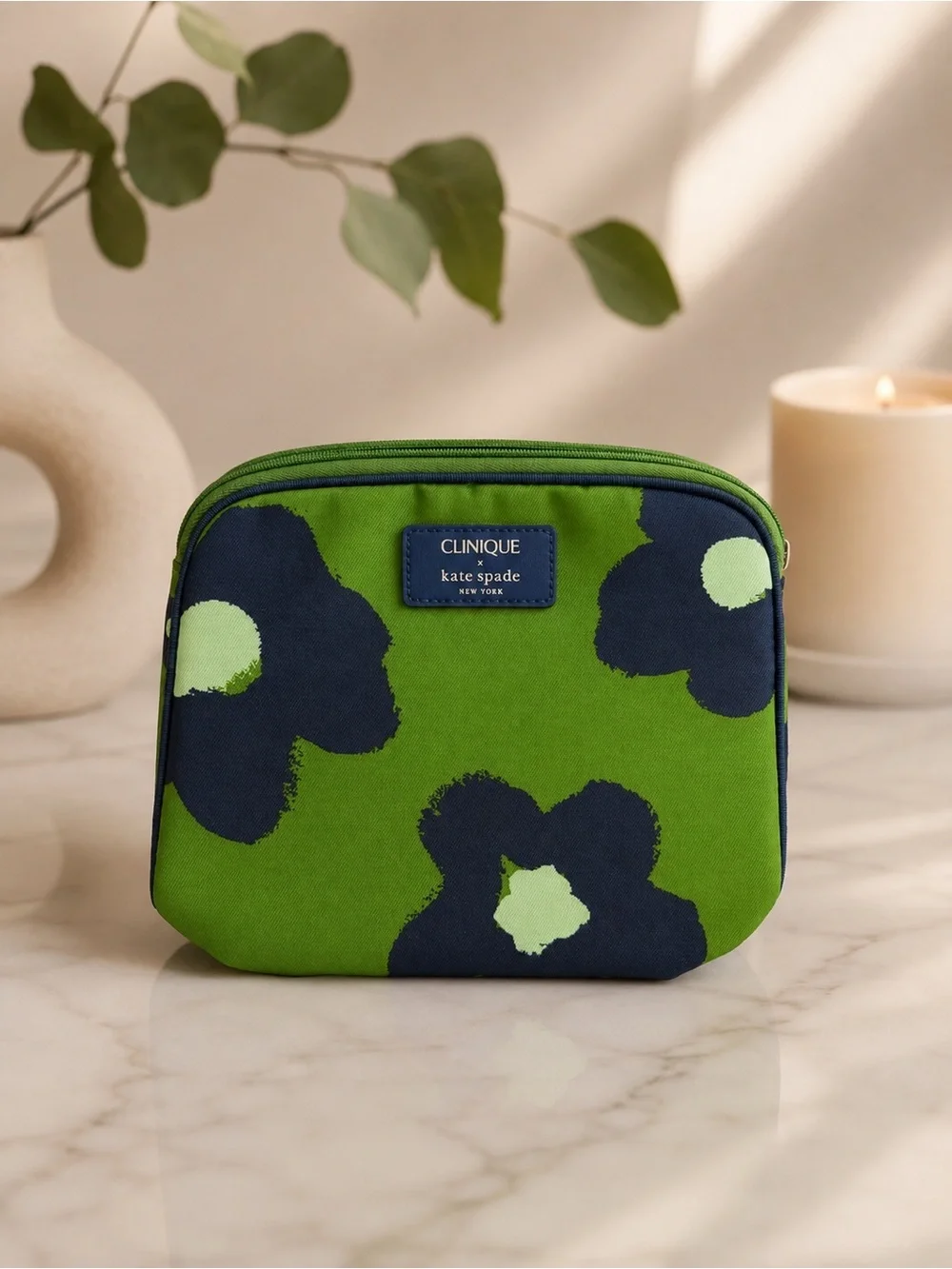 NWOT Clinique Kate Spade Green and Navy Floral Cosmetic Pouch